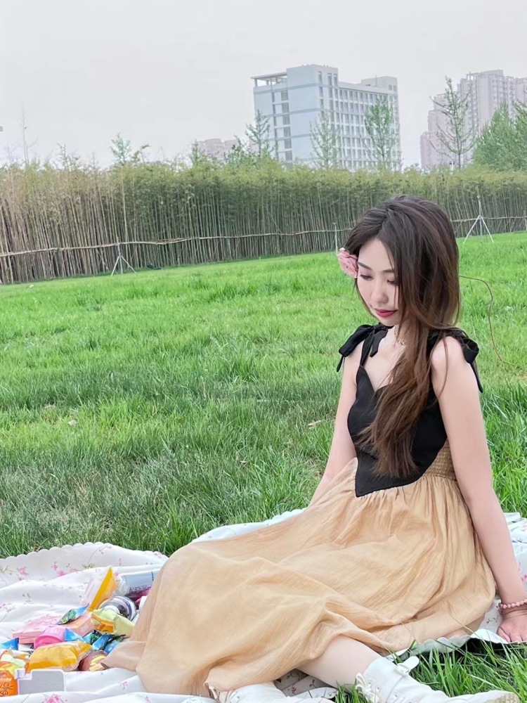 Lizie-山东省·德州市·德城区-抖音/某红薯/微博-168cm 110斤
纯欲风 新中式 美式辣妹 淑女风 都市丽人风 公主风
可接买家秀、寄拍、探店打卡
衣服、鞋子、饰品(有锁骨)、美甲(手细长)可探店(因疫情 仅接德州范围内)