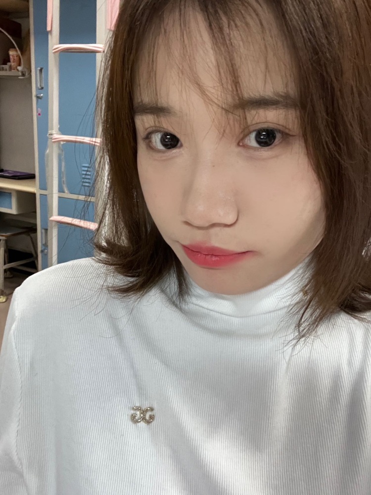 💕-河南省·新乡市·长垣市-抖音,某红薯-拍照,修图,日常穿搭。自信,相信自己的审美!近期做买家秀,慢慢结受新事物!