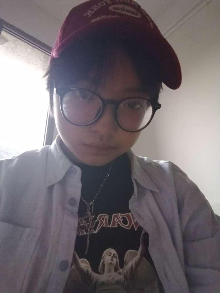 小白-陕西省·西安市·灞桥区-某红薯-风格有辣妹,还有中性风,最近想接一下(卫衣,裤子,棉服之类的)欢迎大家来找我。