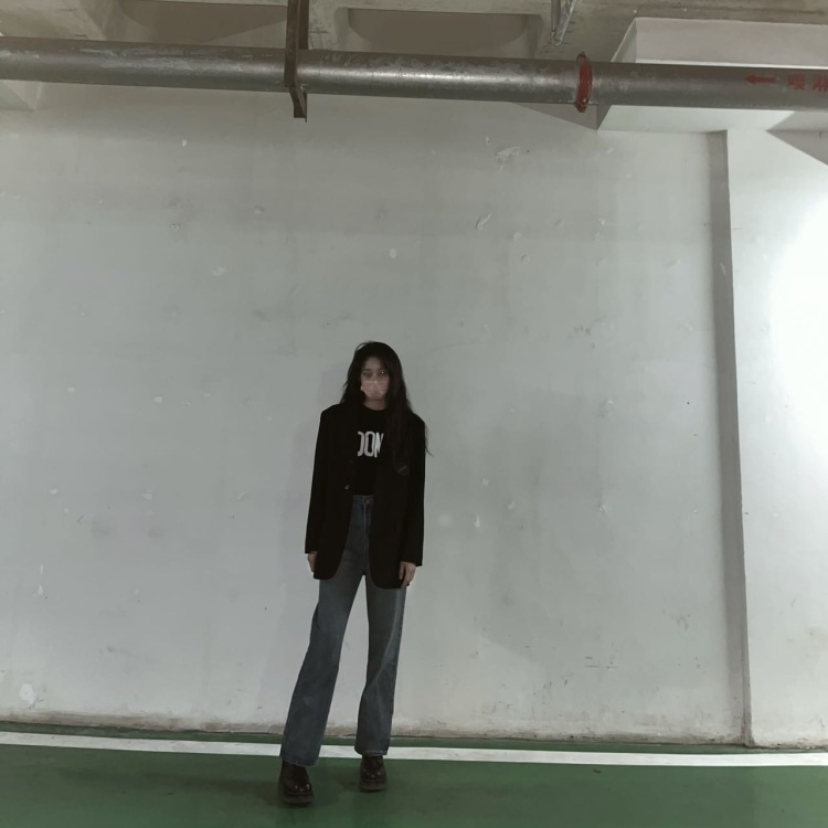 大美力-山东省·青岛市·市北区-抖音：大美力-我是在校艺术生，平常喜欢拍拍照片，拍照好看认真，喜欢接接寄拍，认真认真认真