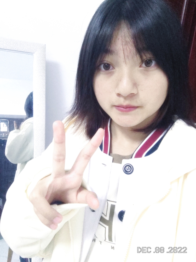 听海说爱.-云南省·红河哈尼族彝族自治州·个旧市-快手-寄拍  我很喜欢拍照 然后jk lo裙什么都可以 就希望能接到一个单子