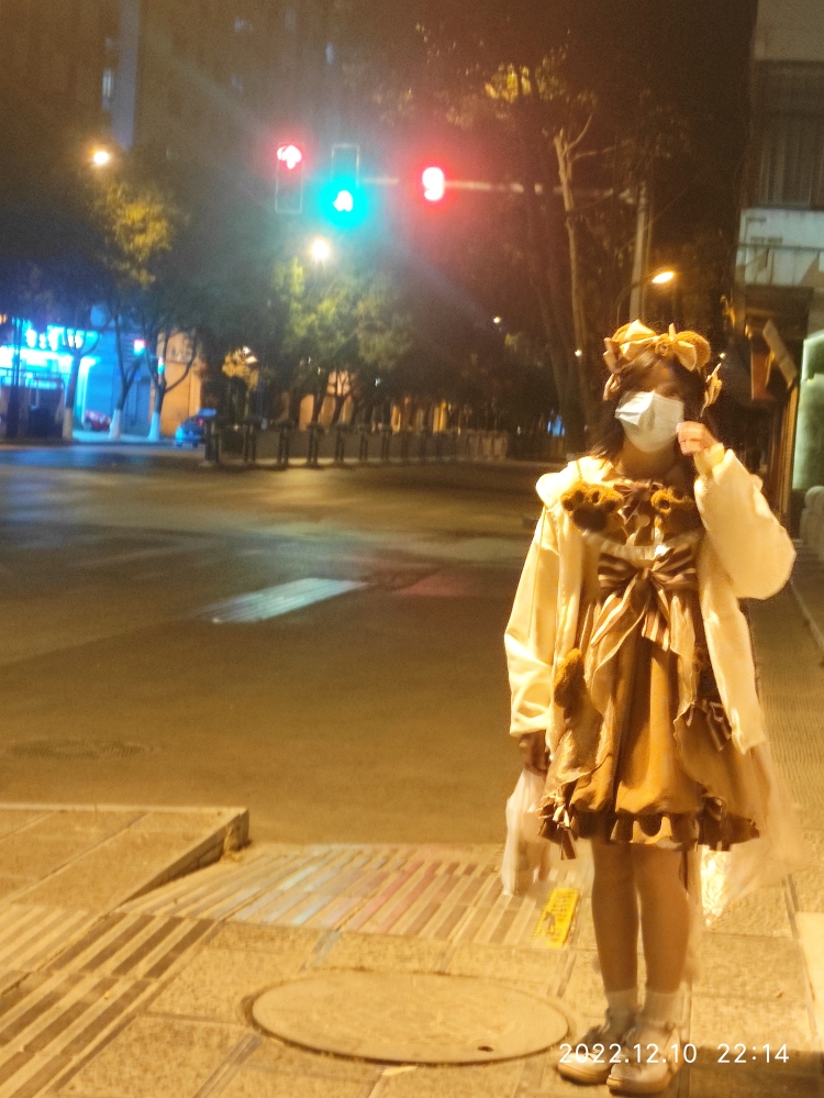 听海说爱.-云南省·红河哈尼族彝族自治州·个旧市-快手-寄拍  我很喜欢拍照 然后jk lo裙什么都可以 就希望能接到一个单子