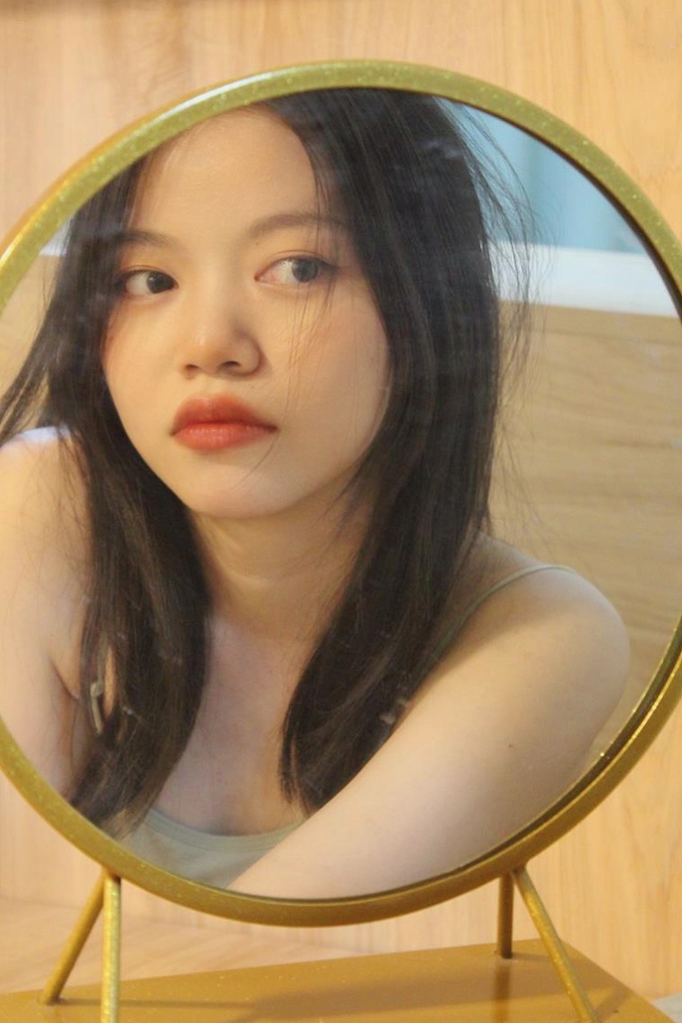 小意-广东省·云浮市·新兴县--本人热爱摄影，可拍买家秀，衣服之类或者其他商品都可以呀，能拍的都可以拍的。