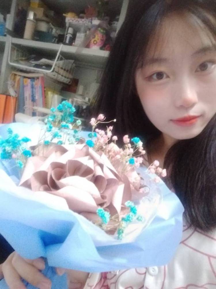 是风动-安徽省·蚌埠市·固镇县-抖音-身高168在校女大学生,爱拍照爱美妆,出图快,认真负责,求合作