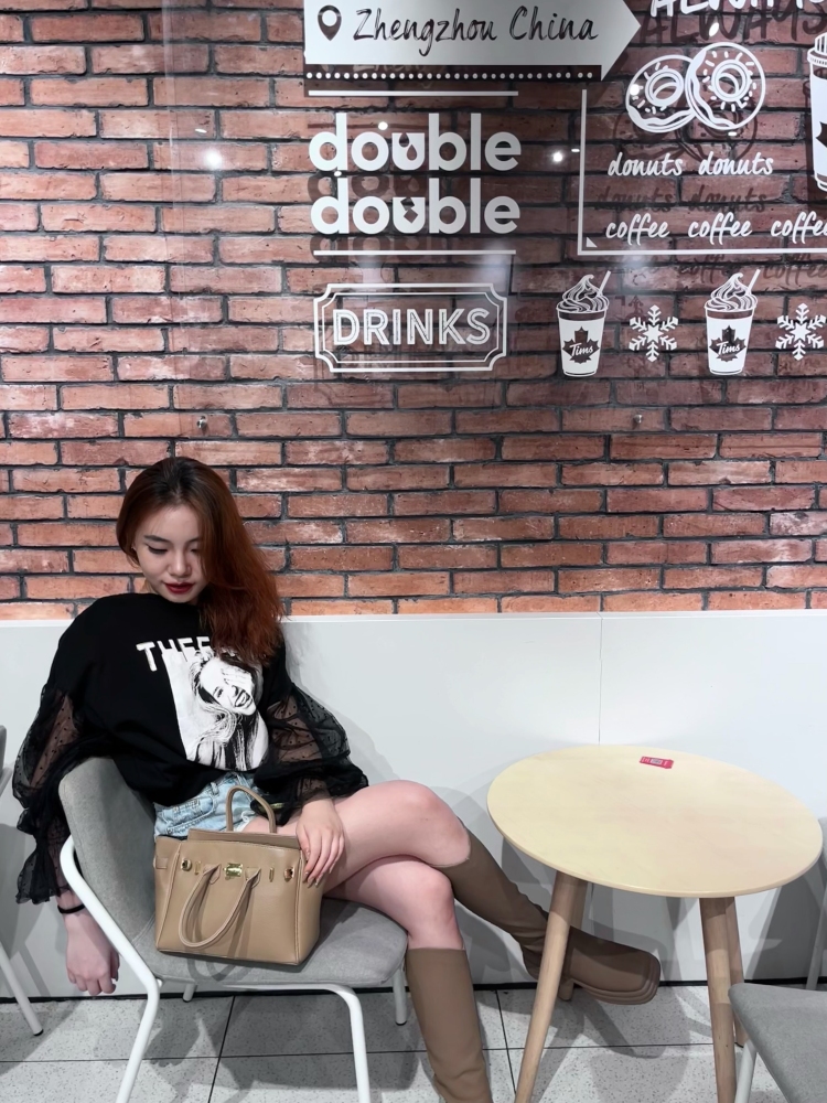 Bi8bo-河南省·郑州市·中原区--擅长国标舞 p图修图 探店达人 淘宝买家秀 种草带货 开箱测评 好物分享
