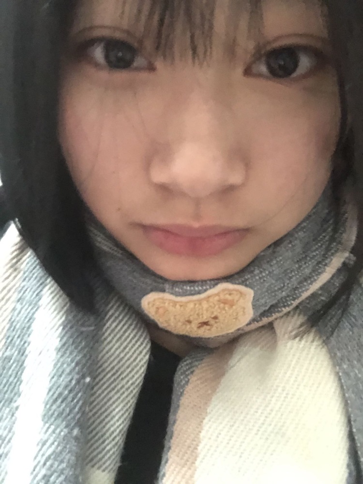 小哭包.🤍-四川省·成都市·新都区-知乎 快手-免费试用  接拍 送拍寄拍都可以的哦  有看上的合作方可以私信我哦