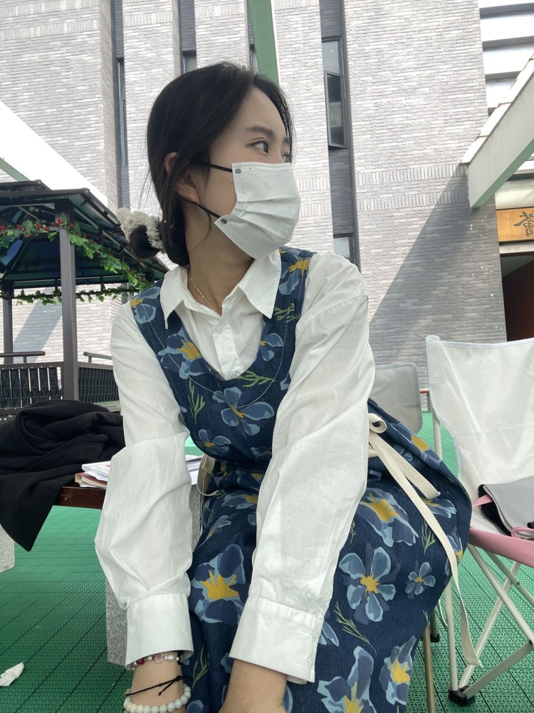 Zzhou🍑-江苏省·常州市·天宁区--买家秀,种草开箱,穿搭,化妆品等
比较喜欢拍照片,以及记录
很多风格都尝试过
拍照水平还不错