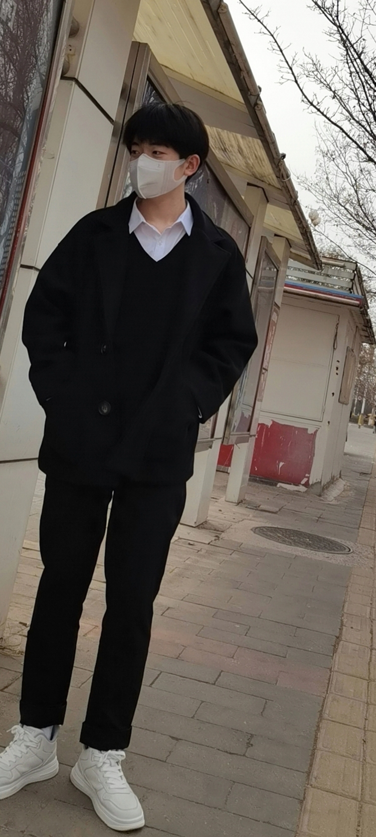 只昂-河北省·承德市·双桥区-快手-18
身高180
体重62kg
我是新人 时间弹性可接 寄拍 网拍 都可接单有需要可以找我 可长期合作,接买家秀 淘宝等一切活动