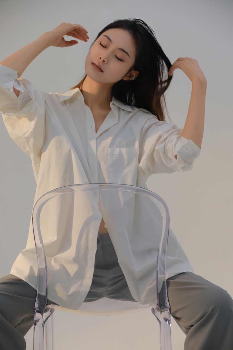 牛牛-重庆市·重庆市·铜梁区-抖音/微博-接服饰类买家秀 风格不限/可甜可御
化妆品开箱测评也可 风格多样