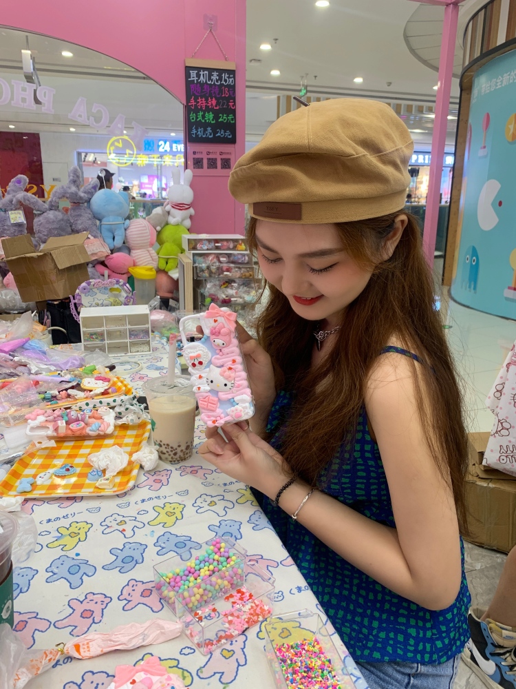 嗷嗷-广东省·汕头市·潮阳区-抖音-身高体重:163/96
我的特长是:平面模特拍摄,短视频剪辑,
探店打卡,活动主持,商品买家或者商品详情页拍摄,擅长ps制作网店详情和主图。