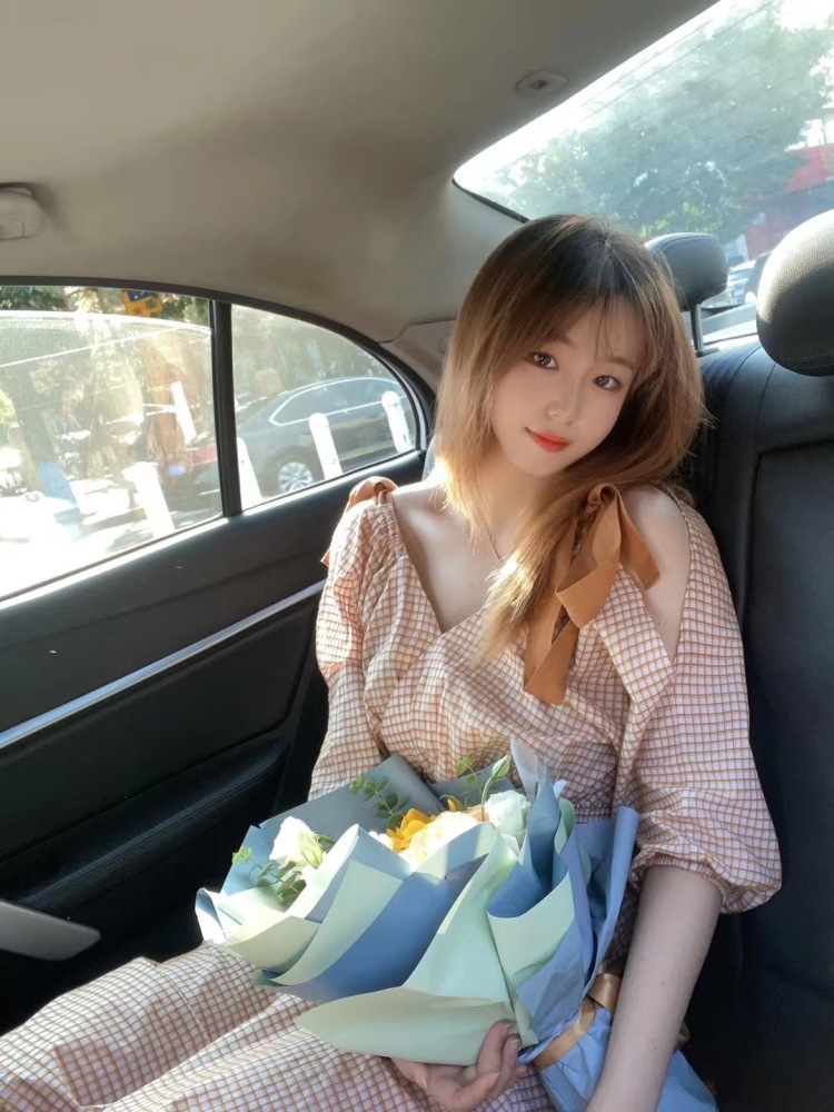 Katelyn🎀-辽宁省·鞍山市·铁东区-抖音|微博-出图快,精致,可以修改,对自己要求很高。
商家商家看过来~
身高165 体重102斤 鞋尺码36.5