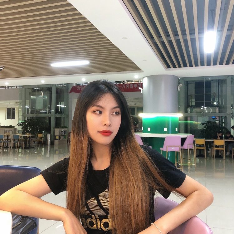 玉腊^-云南省·昆明市·呈贡区-快手-本人21岁,女,身体健康,工作稳定。爱好编程。一名码农。也喜欢拍照,旅游。