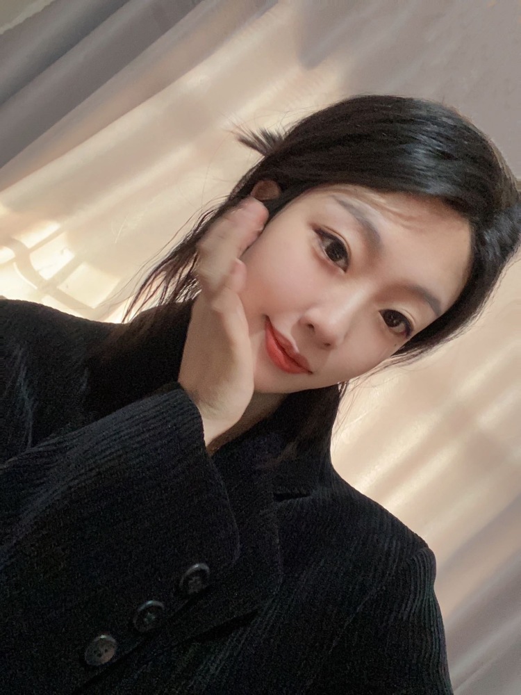 SY-山东省·潍坊市·奎文区--审美在线，拍照技术🉑
善于搭配，动手能力强
语言表达能力强