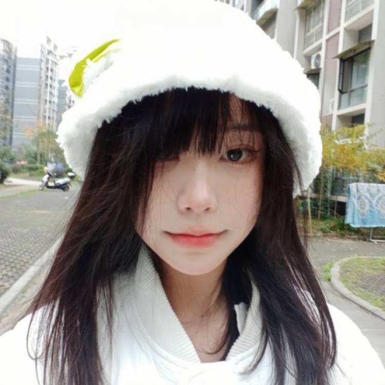 不吃棒棒糖嗷崽崽-四川省·宜宾市·兴文县-抖音 快手-女 165cm 54kg 设计专业的学生 擅长ps出图擅长网红风格化妆技术 本人有良好的相貌和高质的品味 曾担任学校社团汇演的化妆师和造型师