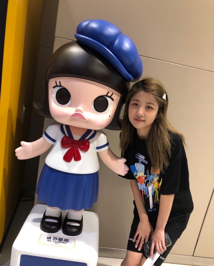 yoki颖-上海市·上海市·闵行区-抖音-大家好！
本人想接拼多多淘宝买家秀正规平台寄拍（包包，鞋子，衣服，帽子，美瞳美妆产品都可以）