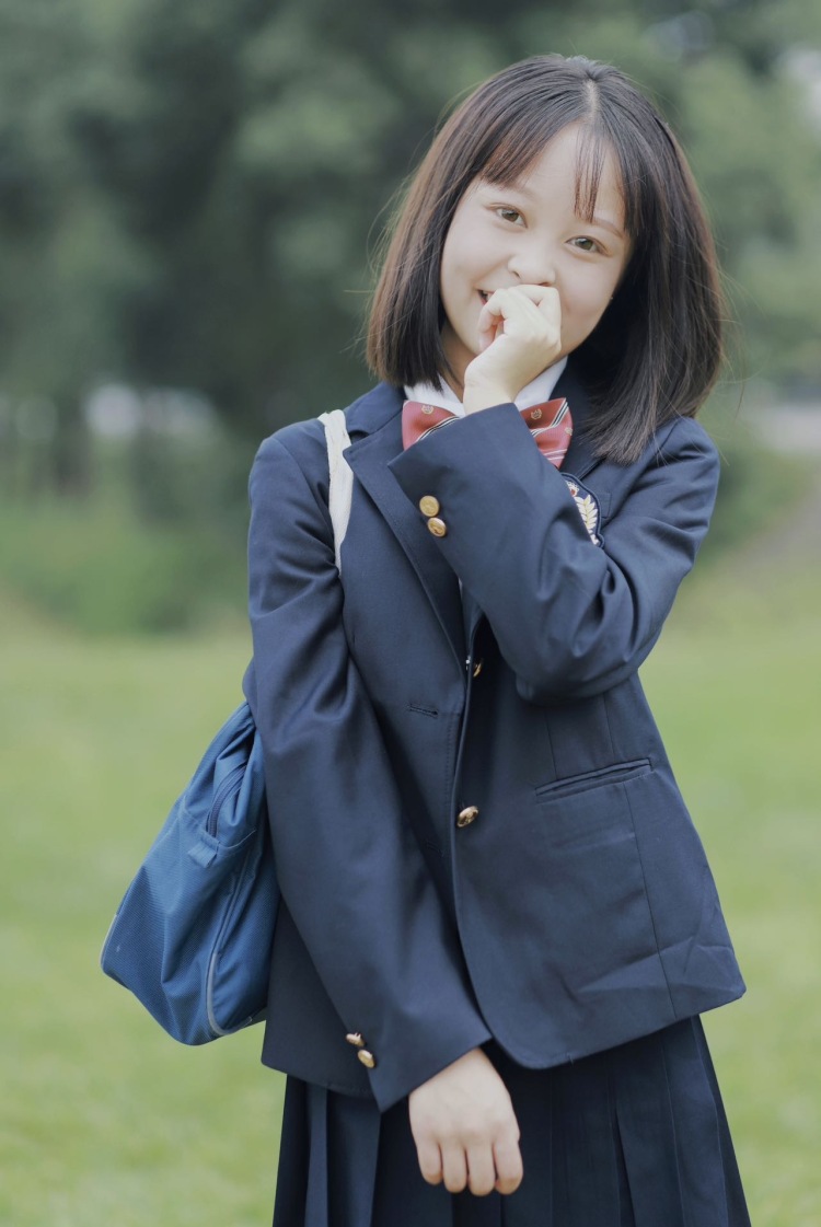 夏夏🍊-四川省·雅安市·雨城区-快手、某红薯、抖音-特长:跳舞、拍照,平时主要拍照一些校园风格。希望能更多的接到一些穿搭拍摄,同时本人也在做一些线上营销推广。