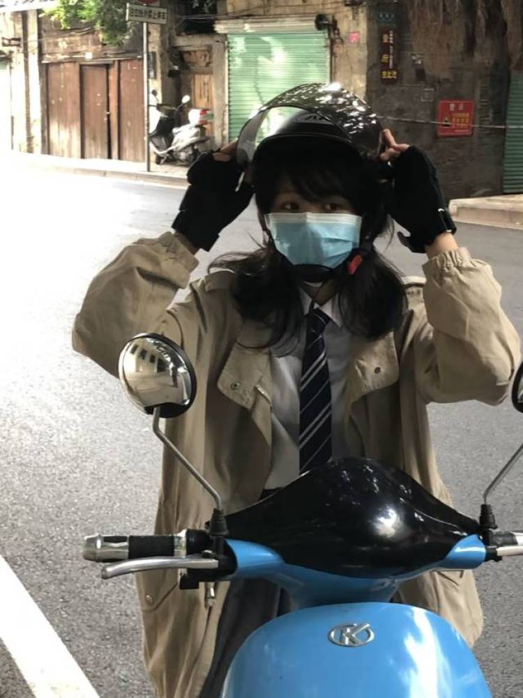 蕾欧娜-江西省·赣州市·章贡区-某红薯-优质『买家秀』寄拍
饰品/手部饰品/衣服/鞋帽
饰品详细页拍摄与设计
考了互联网营销师资格证,会ps,会摄影,什么都学过,也接剪辑单,修图单
可以把你的商品拍的很贵很贵很贵(例如最后一张是自己串的手链