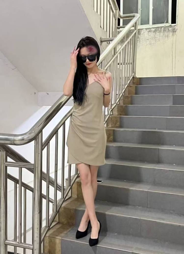 菲菲🦋-贵州省·铜仁市·思南县-快手-本人是在校就读生，喜欢玩快手抖音，快手2千多粉丝，抖音600多粉丝，喜欢拍，照接寄拍。