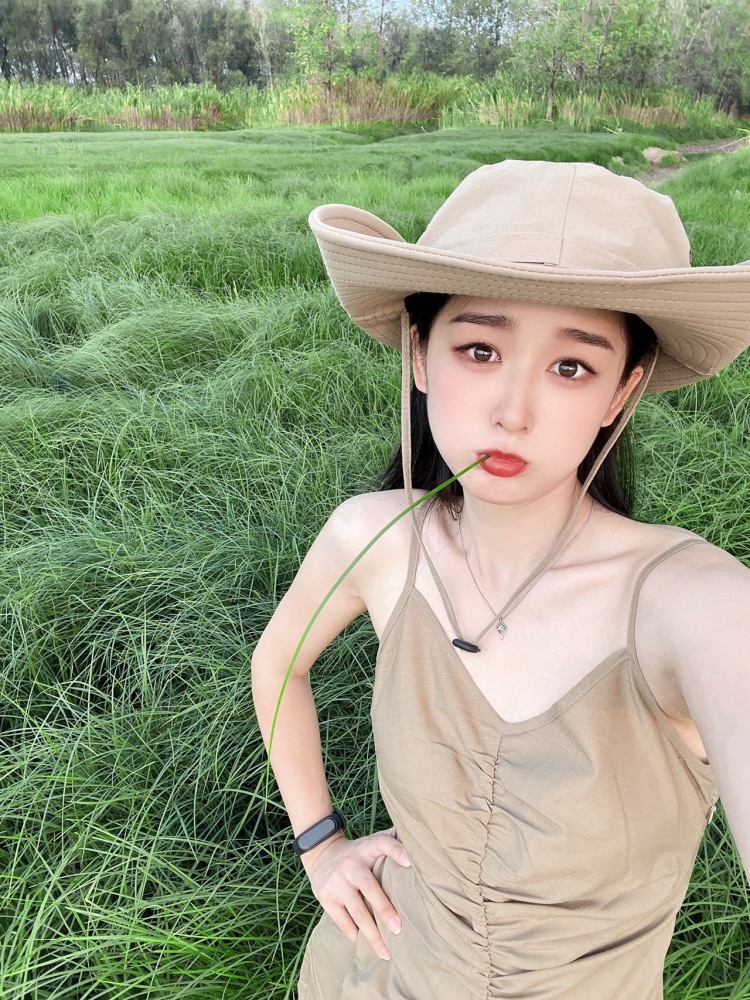 YOYO-江苏省·南京市·建邺区--生意不大不小，但品质刚好
朋友不多不少，坦诚相交
愿我们活成自己喜欢的样子
做品质好货，做诚信良人！
