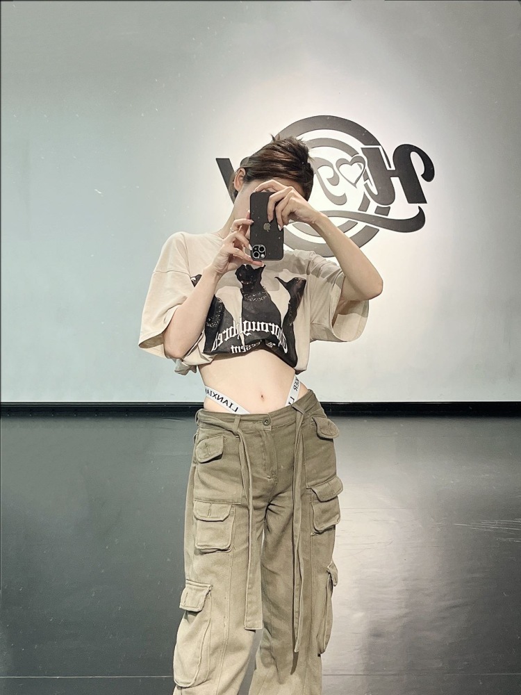 YOYO-江苏省·南京市·建邺区--生意不大不小，但品质刚好
朋友不多不少，坦诚相交
愿我们活成自己喜欢的样子
做品质好货，做诚信良人！
