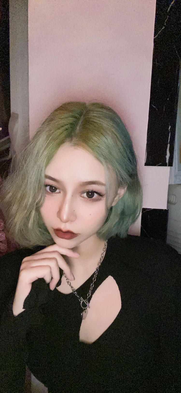 小蛋挞-内蒙古自治区·呼伦贝尔市·海拉尔区--本人女身高162体重92斤,
喜欢拍照,熟练Ps。
接拍女装,鞋帽,饰品,护肤品