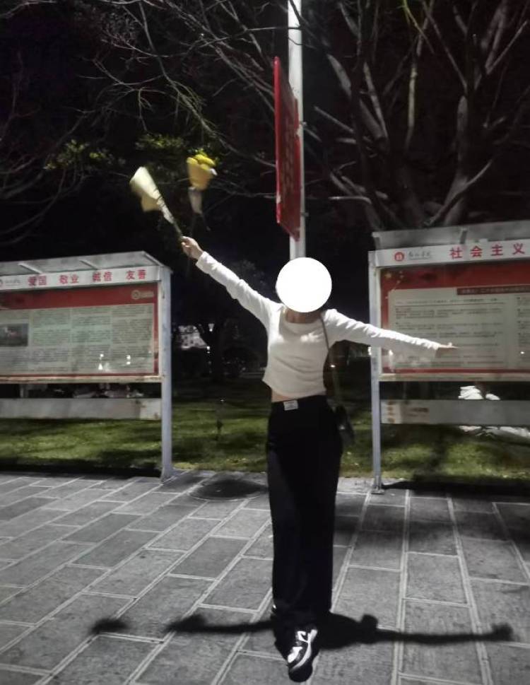 🐼进击的小朝哦嗷-河北省·唐山市·遵化市--会化妆,修图,风格多变,新手上路,多多支持啦,放假在家,时间较充裕
接买家秀、种草带货、私域流量推广、AP P|小程序|游戏|网站测评推广、开箱测评、免费试用。