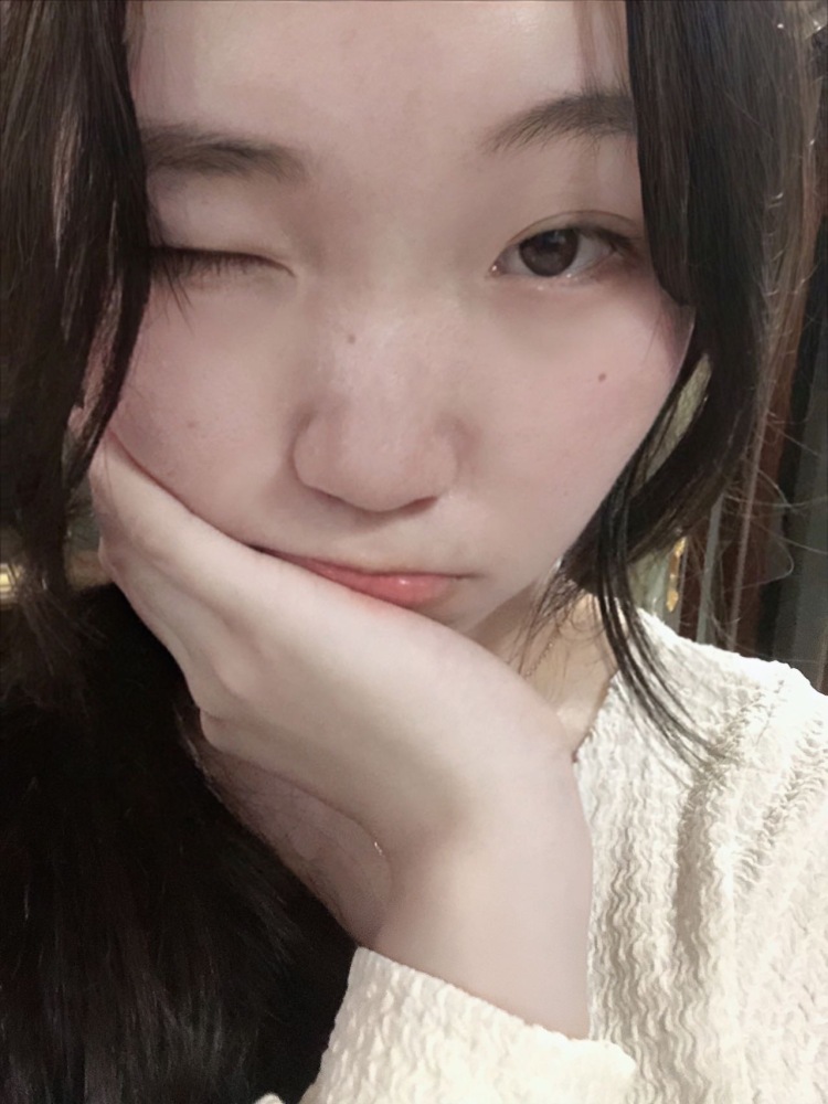 。-福建省·泉州市·晋江市--接寄拍、赠拍,在校大学生,身高167,体重98,风格多变,擅长p图,可接各类商品