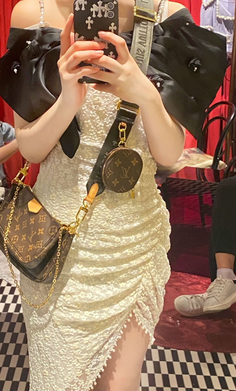 Nus_ik-辽宁省·沈阳市·和平区-抖音-171 45kg 女生 只接寄拍！！不接约拍哦 ！出图快 每单40-100