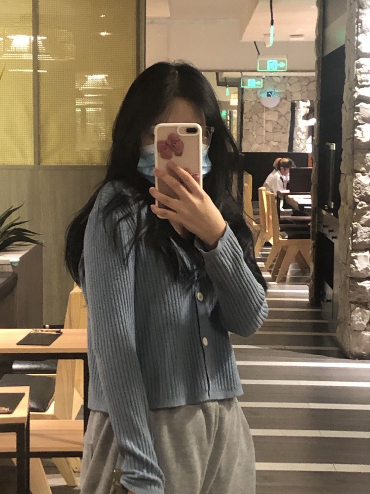 夏目-四川省·成都市·武侯区-254227501Xiamu.-爱拍照 摆拍达人 美妆达人 唱歌达人 购物达人
有很好的拍照技术,化妆也是一个好手,搭配也有一定的方法