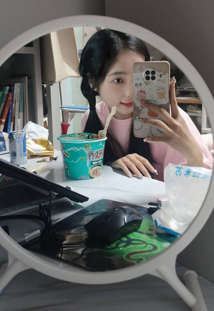初吻给了小奶瓶~-江西省·九江市·永修县--买家秀,短视频,平面模特,商业演出,寄拍,从事舞蹈老师两年,经常参加比赛演出商演,有丰富经验,选我放心,拍到满意,各种造型都能驾驭