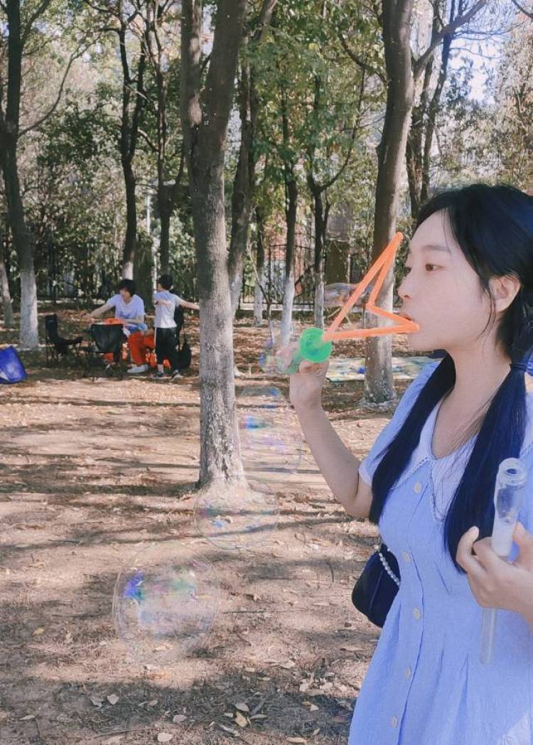 初吻给了小奶瓶~-江西省·九江市·永修县--买家秀,短视频,平面模特,商业演出,寄拍,从事舞蹈老师两年,经常参加比赛演出商演,有丰富经验,选我放心,拍到满意,各种造型都能驾驭