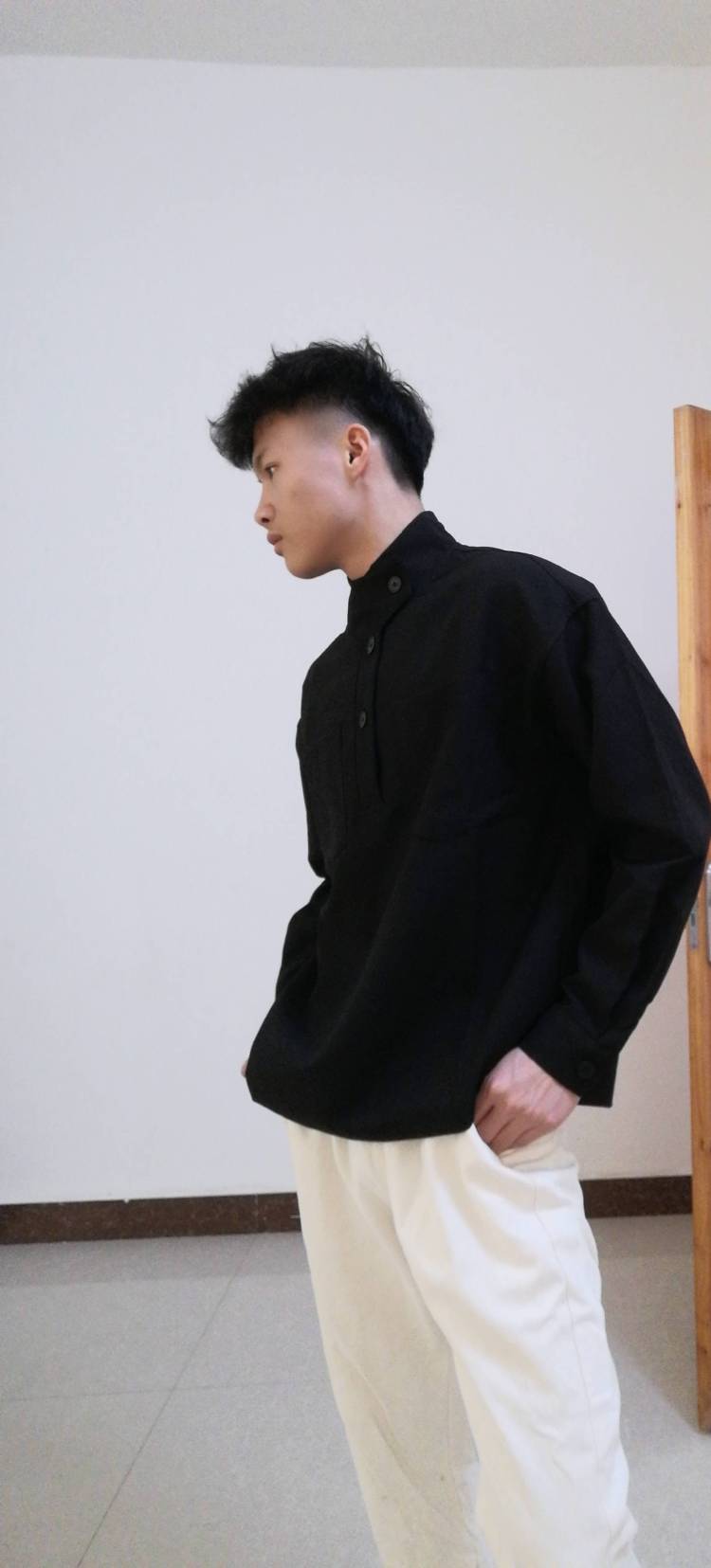 错乱流年-广西壮族自治区·钦州市·钦北区-抖音,快手,B站,某红薯,知乎-本人是在校大一生,时间较为充裕,目前比较感兴趣的是寄拍模特的单子,各种风格的我都有涉猎。爱摄影,有一些拍摄功底。爱思考,平时有写文章的习惯,产品推广软文也可接受。有需求的商家欢迎来跟我合作