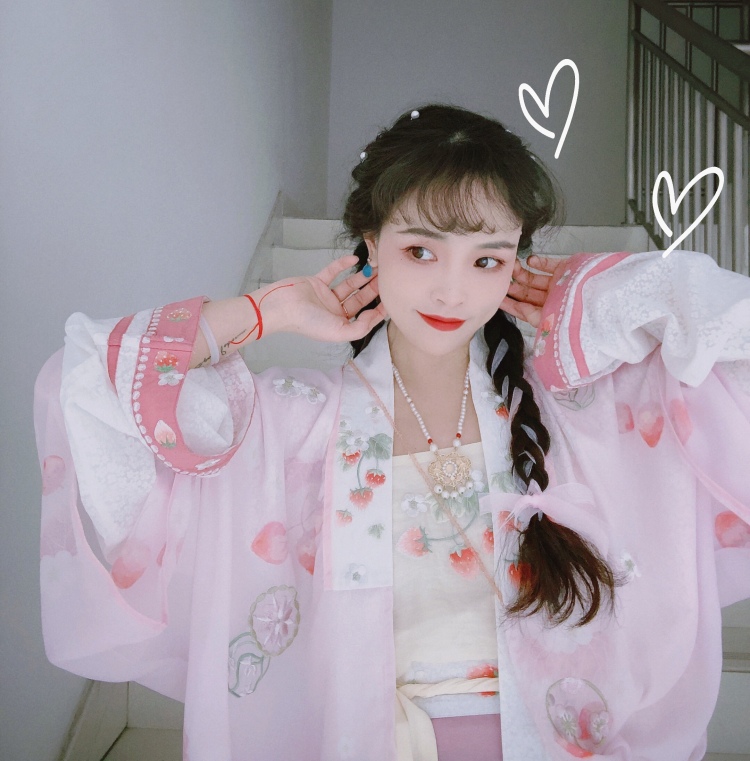 Mila💙MG-四川省·自贡市·自流井区-抖音，某红薯，微博。-寄拍，买家秀，种草视频，开箱视频都可以，本人基本各种风格都可。