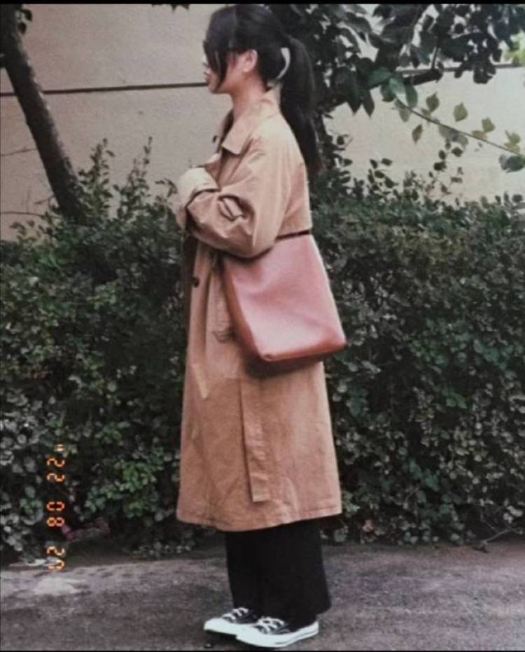 霸总大人！-吉林省·松原市·扶余市--喜欢记录穿搭和生活，是朋友们的种草机，乐于分享，非常爱穿漂亮的衣服发朋友圈，批图朋友都说我厉害