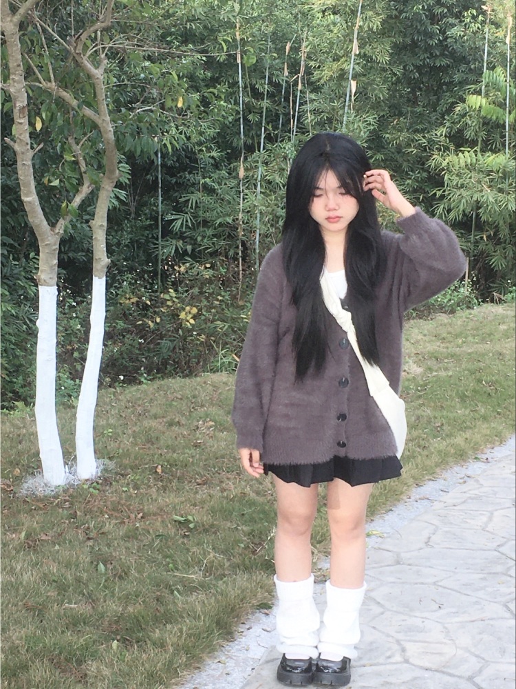 7-广西壮族自治区·贺州市·昭平县-快手1073-身高155 体重48kg
本人接寄拍送拍服饰
效率高 出图快 诚恳待人