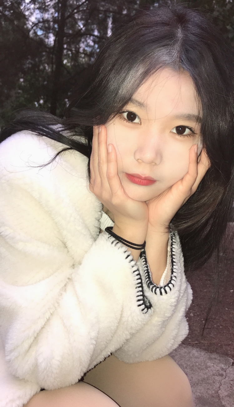 岁岁.-浙江省·宁波市·镇海区--身高158
体重45
接寄拍
可以拍服装美妆家具生活用品都可以
有意私聊