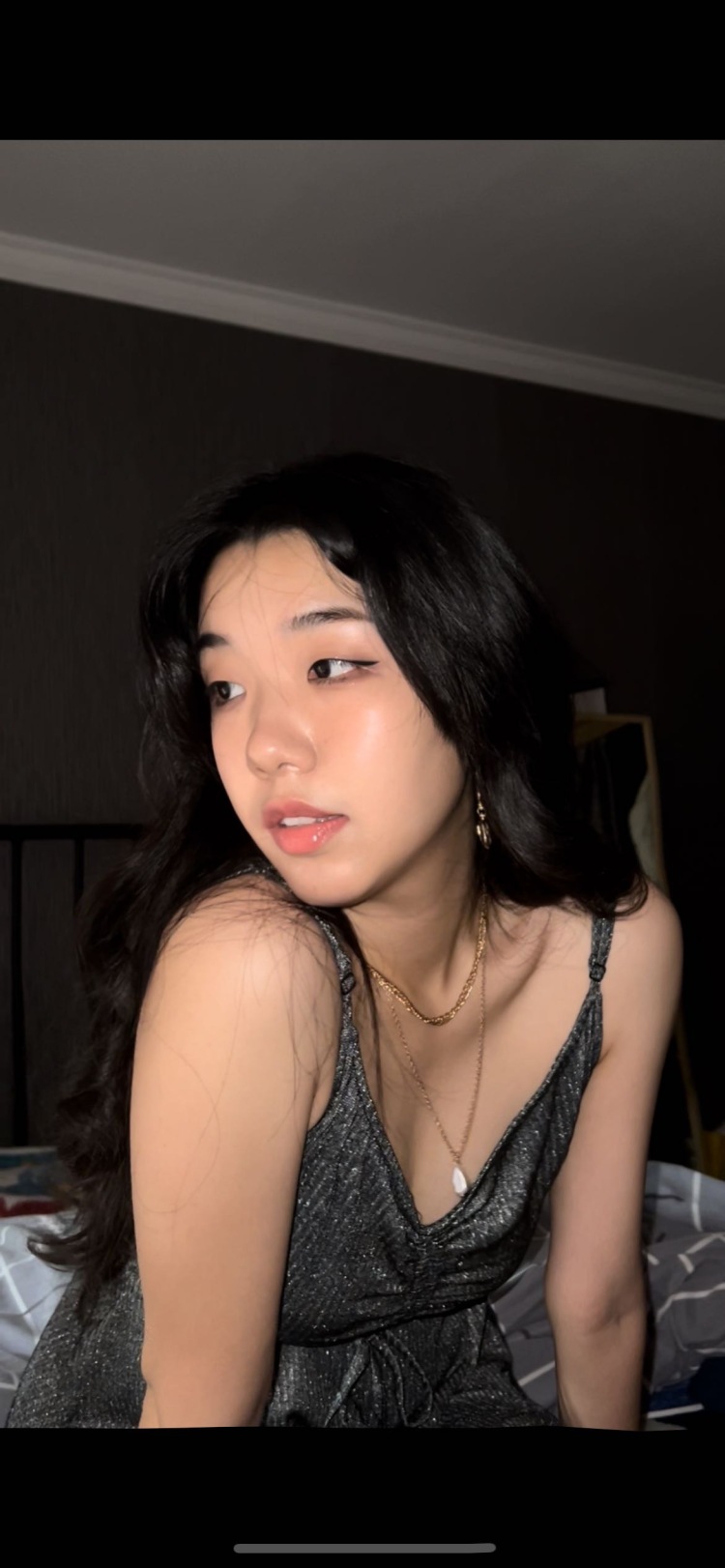 Vonny-北京市·北京市·通州区--大家好～我是Teresa。我的身高是163cm、体重48kg，热爱跳舞喝服装搭配，平时也会在户外拍一些美美的照片分享。可以通过舞蹈视频的形式展现服装饰品等产品要素，喜欢的可以私信我给你们发视频呀～
