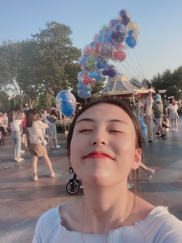 盆盆是我亲爱的🤗🤗🤗🤗-广东省·广州市·南沙区--超级开朗，长相甜美，可种草带货，产品测评，探店打卡。可寄拍，我喜欢拍摄饰品服饰小商品都可，本人也喜欢