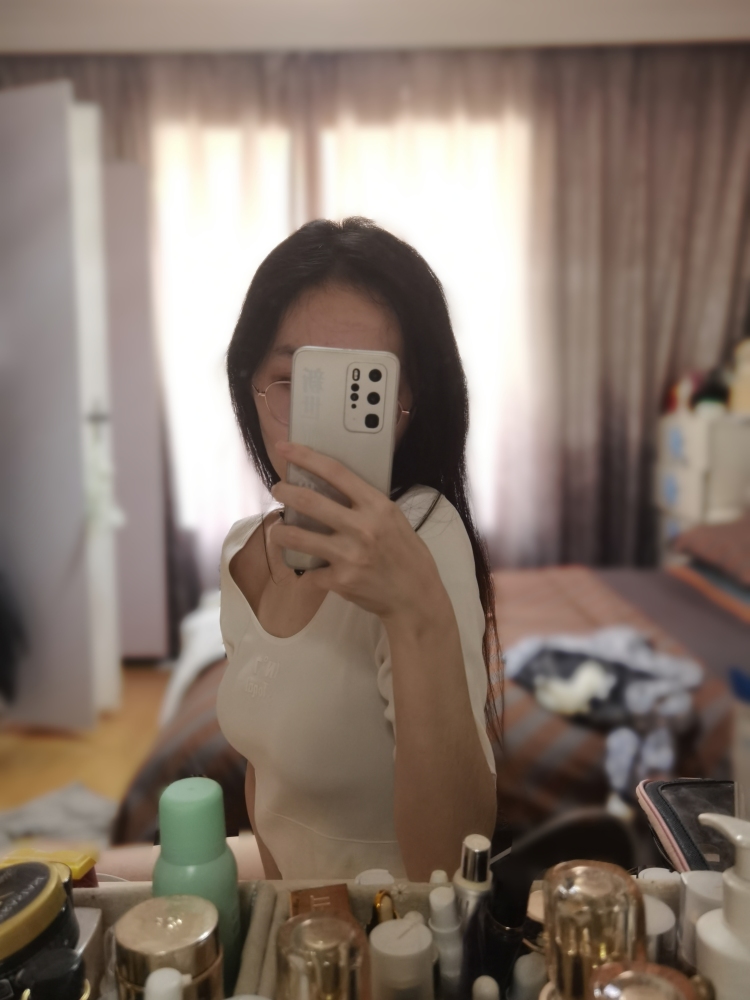 哄哄-北京市·北京市·海淀区--只接寄拍,其他暂无意向谢谢。还是学生所以可能回复不太及时,提前说声抱歉~