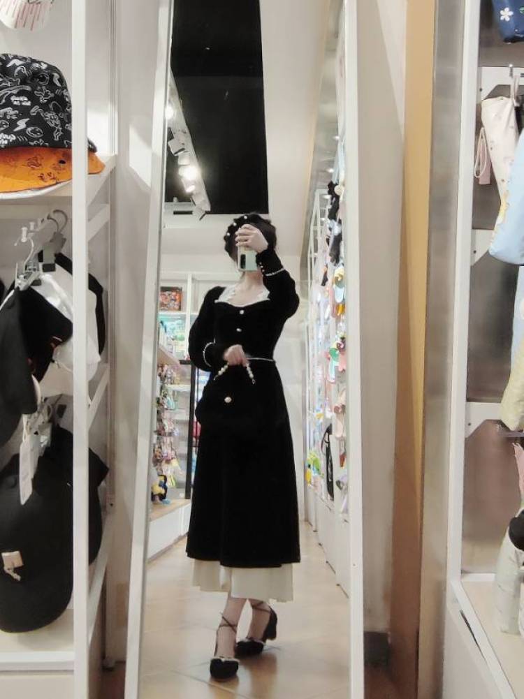 JINGC-贵州省·黔东南苗族侗族自治州·凯里市-抖音-155 85
接寄拍:服装、饰品、美瞳、美妆
出图快 质量高 不拖沓