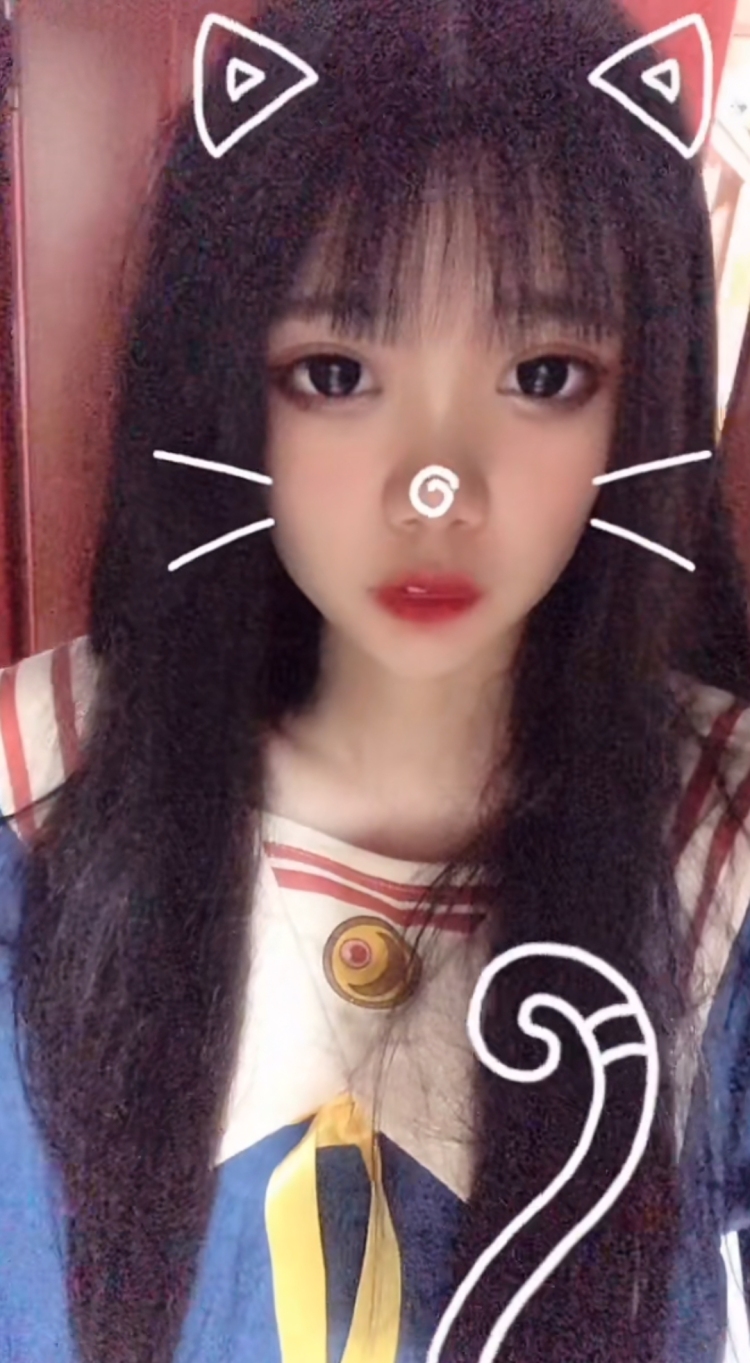 青呢-山东省·济南市·历城区--175 会搭配会修图 可以兼职 也可以长期合作 期待与你们合作