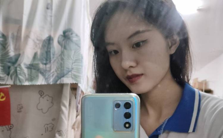 懒羊羊躺赢-广西壮族自治区·钦州市·灵山县-抖音 快手-19岁女大学生，身高163，体重94斤，擅长拍照 P图 美颜 剪辑，接各种商品，风格多变