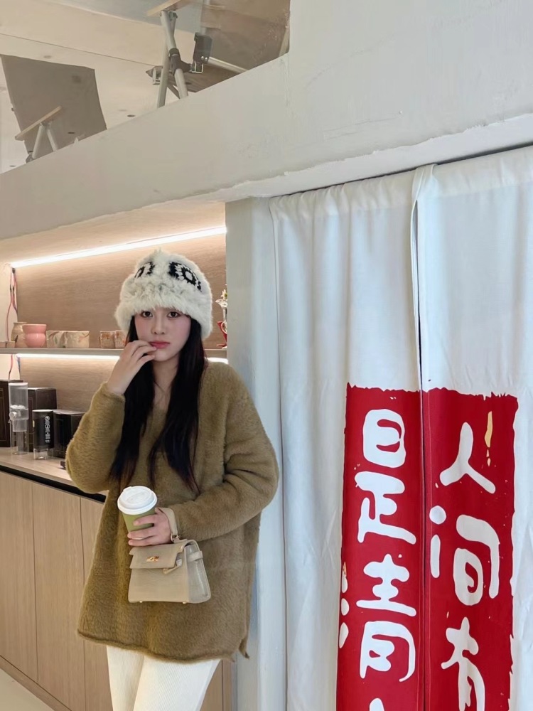 鸡翅给你吃-江苏省·连云港市·海州区-某红薯-特长:会p图、会拍照、会简单短视频剪辑
拍摄道具:苹果原相机
身高165 体重70kg
可接服装、服饰类有意向的商家可以联系