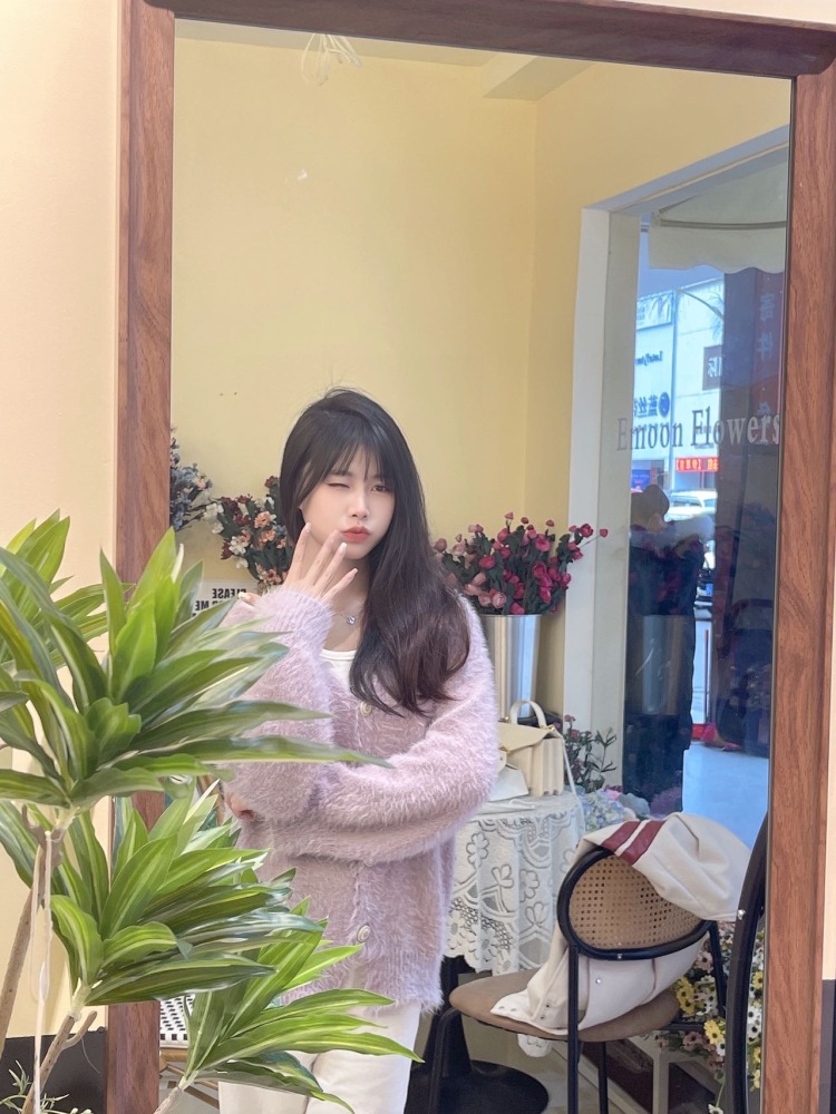 小火龙-广西壮族自治区·南宁市·邕宁区-快手 抖音 某红薯-我平时喜欢拍照,去好看的店探店,也会修图,剪视频,身高160cm体重44.5kg,期望合作,平时发发抖音某红薯,快手粉丝700+