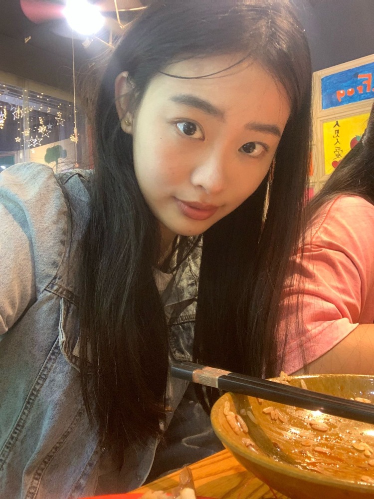 王优秀-江西省·萍乡市·安源区--大家好!我是萍乡网红:王优秀
身高170 体重94
买家秀,寄拍等等都可以商量
会p图且审美高
性格好,有耐心
大学生想赚点零花钱
谢谢啦~