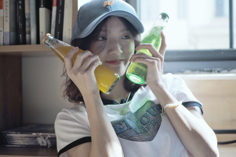 林简-河南省·新乡市·长垣市-抖音-是素人,爱化妆拍照,专业剪辑修图🧐🧐身高150小个子,72斤,求接单呢在线蹲