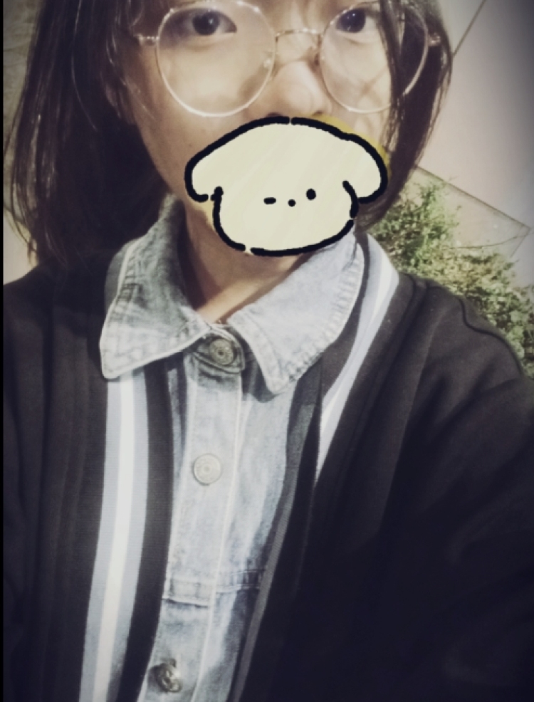 女主.-云南省·昆明市·东川区-快手-对镜照 和出去拍 可以带货 希望个位大大看看我 我啥都可以 钱少点没事