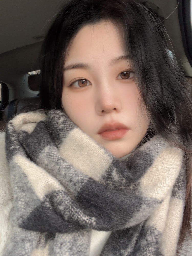 💨-四川省·南充市·嘉陵区-抖音,某红薯-大家好!我是四川新人小陈同学
160cm,45kg,36码
接各种寄拍,美妆,衣服,饰品,包包,鞋子,
可以古风,cos,网图,开箱,测评,种草
会p图,出片快