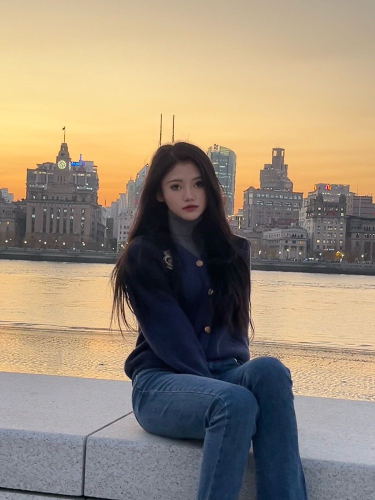 Nana-河南省·鹤壁市·淇县--接买家秀 会化妆 会服装搭配穿搭 会P图 性格好 全职 出图快