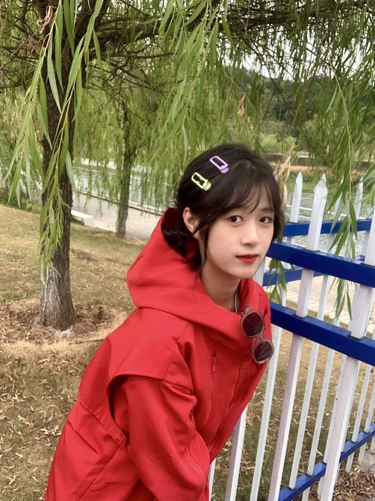 小陈茶茶-湖南省·株洲市·荷塘区-抖音-会拍照,拍短视频,p图,会穿搭,喜欢分享日常,抖音小视频创作者,身高170体重90斤,